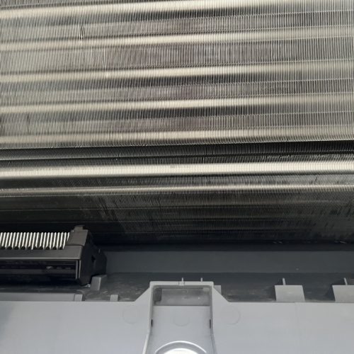お掃除機能付きエアコンフィンの汚れ